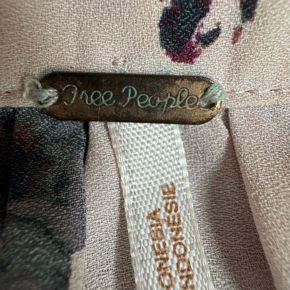 FREE PEOPLE Women's Pebble Crepe So Fine Boho Oversized Tunic Top, SMALL - Picture 2 of 10